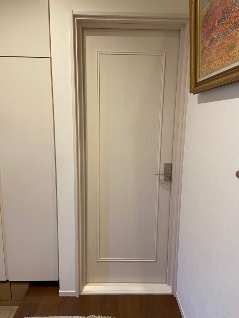 レッスン室前ドア